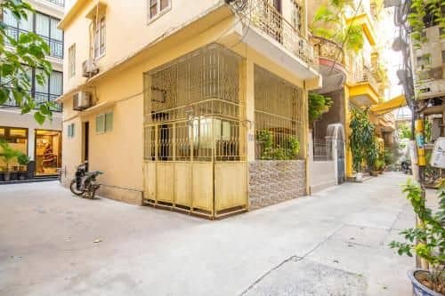 Sumitomo 15 Apartment - No 27 Lane 39 Linh Lang Street Sumitomo 15 Apartment - No 27 Lane 39 Linh Lang Street