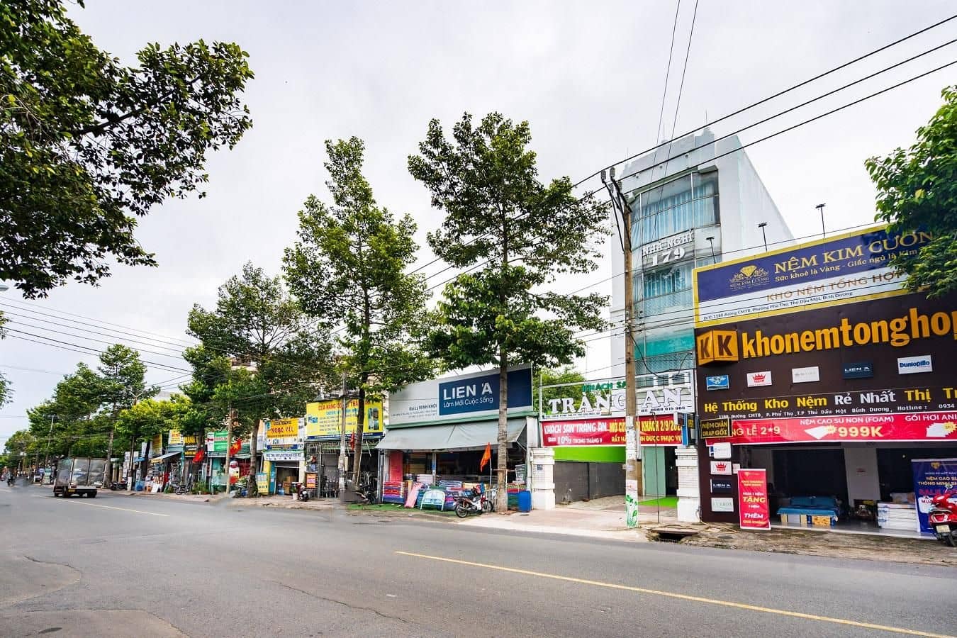 Khách Sạn Tràng An
