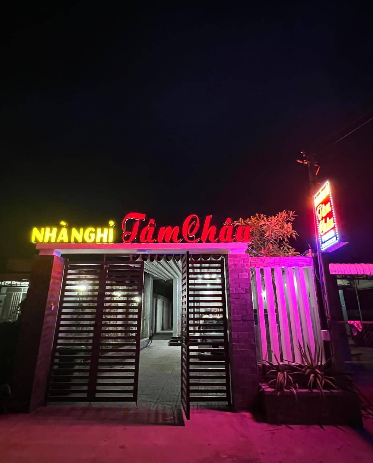Nhà Nghỉ Tâm Châu