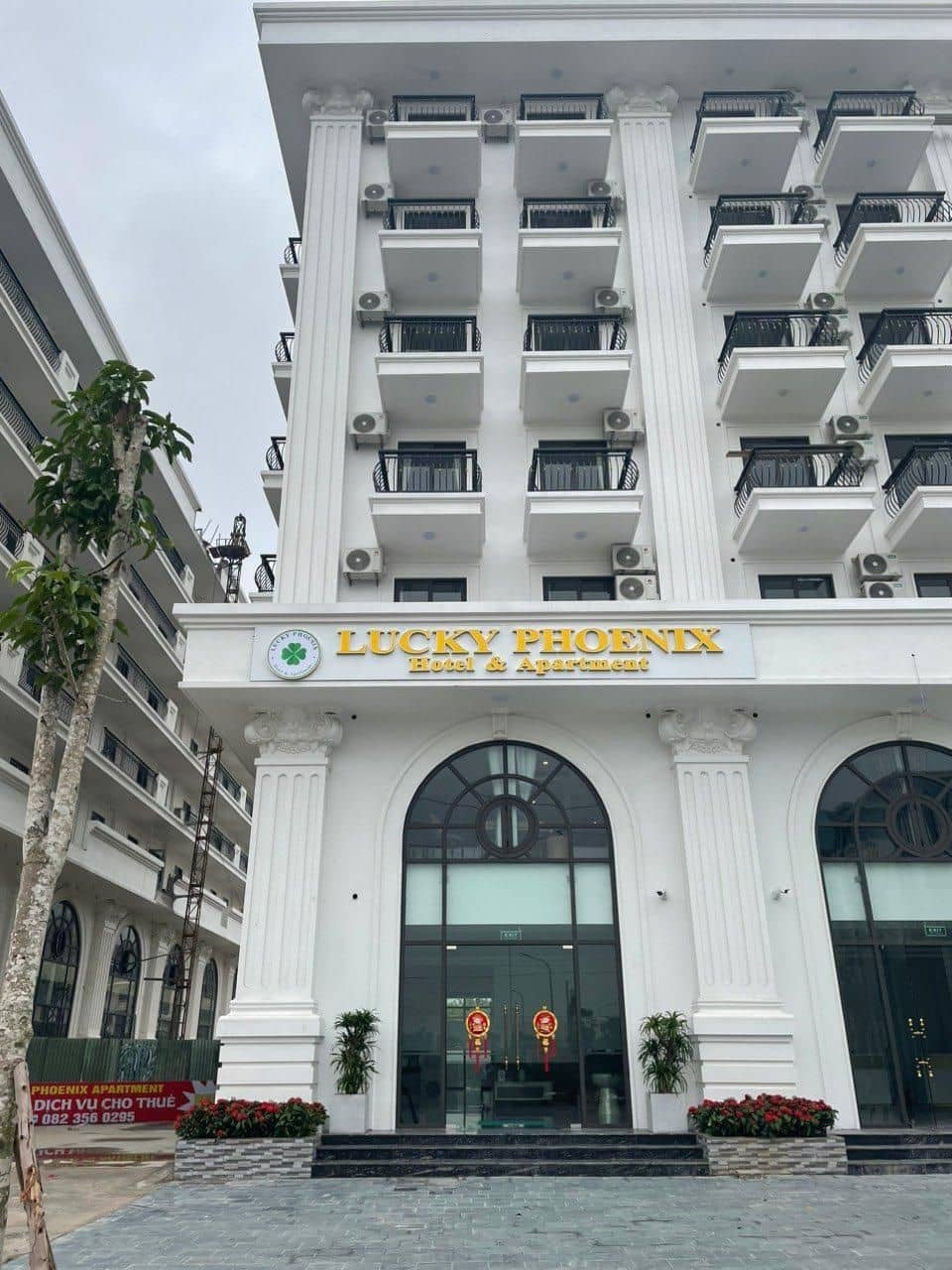 Lucky Phoenix Hotel& Apartment