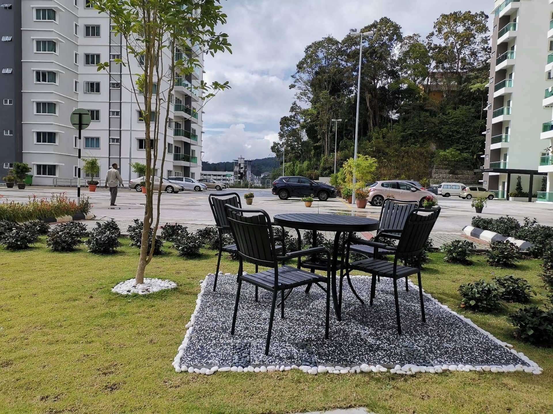 Cozy Suite 1 with Free WIFI & Gated Parking