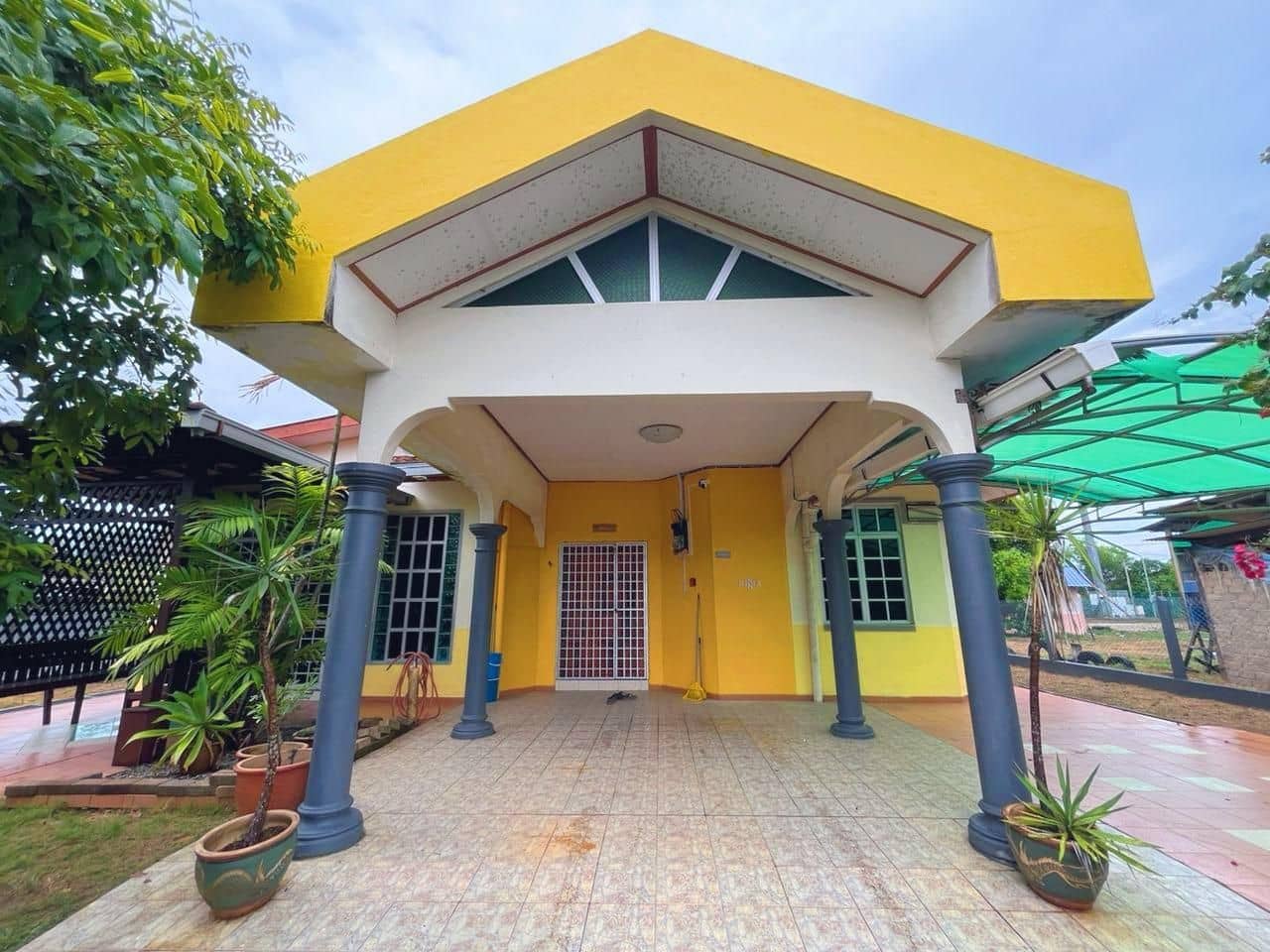 Homestay Dahlia Private Pool - closed to beach