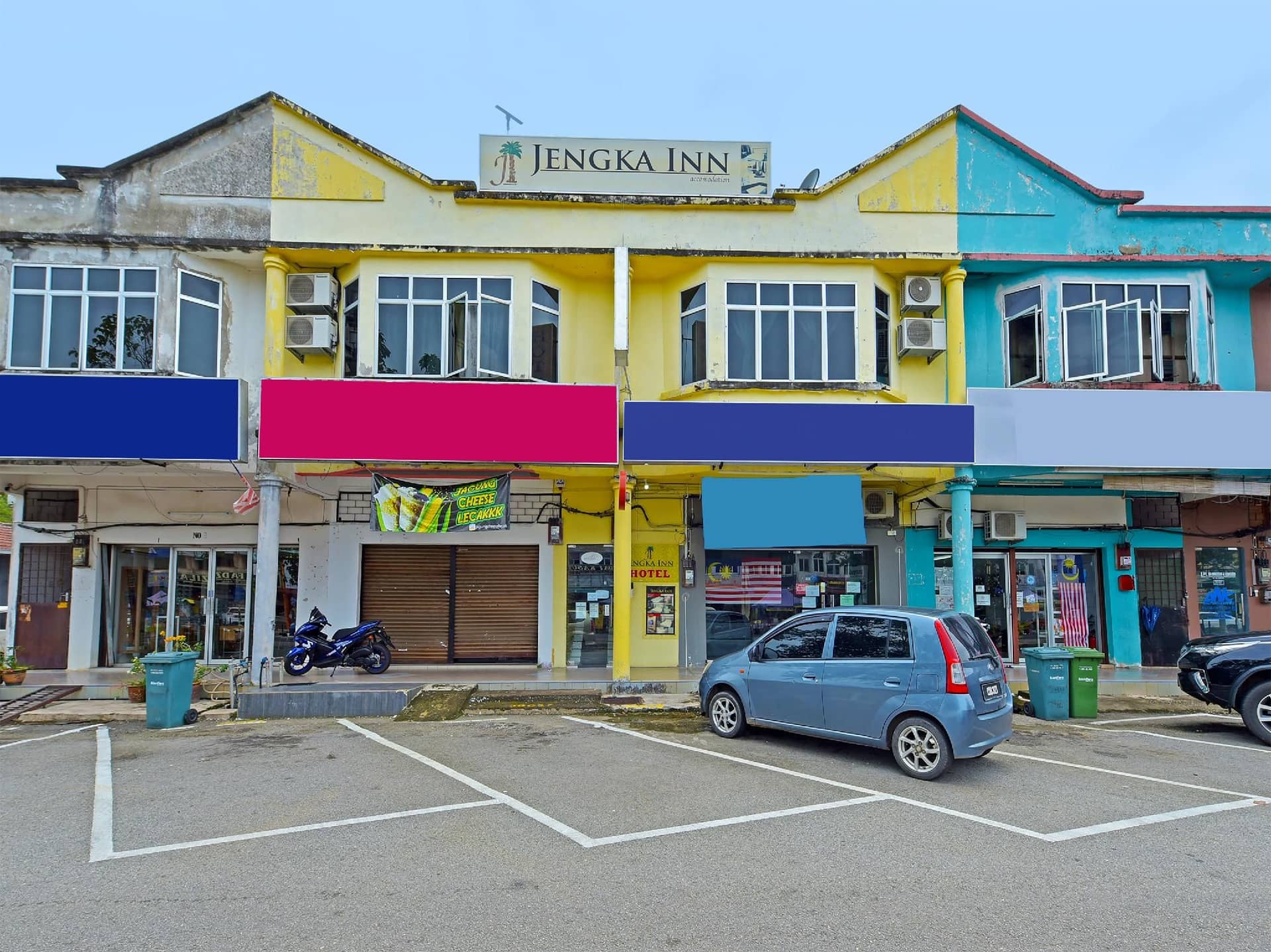 SUPER OYO 818 Hotel 11