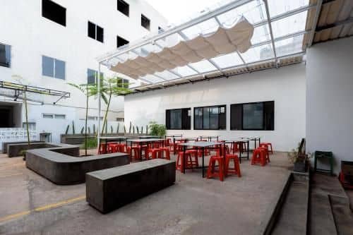 RedDoorz near Mangga Dua Mall