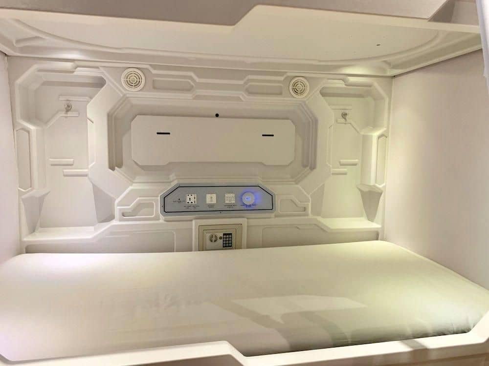 Stay Inn Hostel Jakarta - Adults only