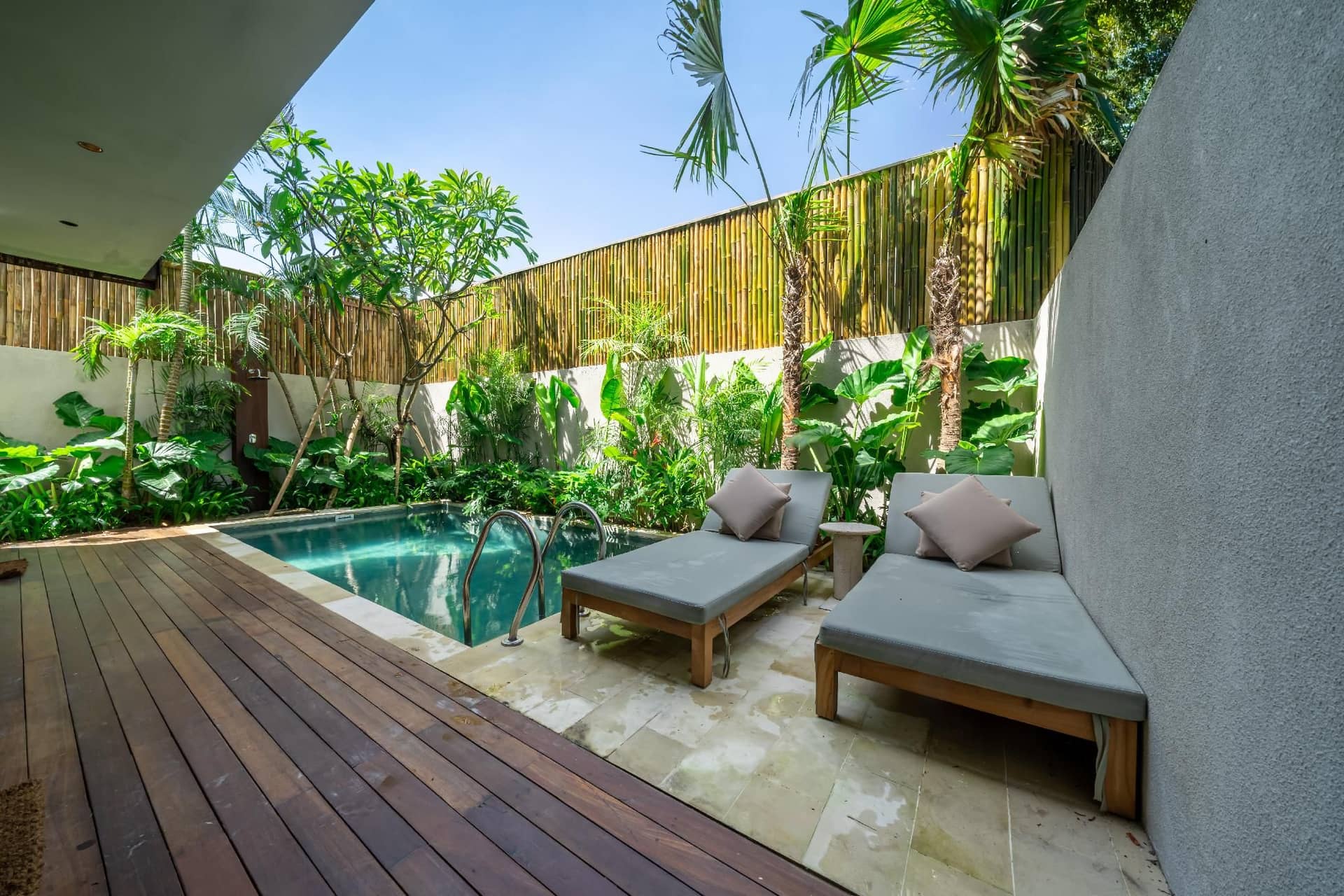 Mulu B1*Villa with Private Pool +Netflix and Ps5!