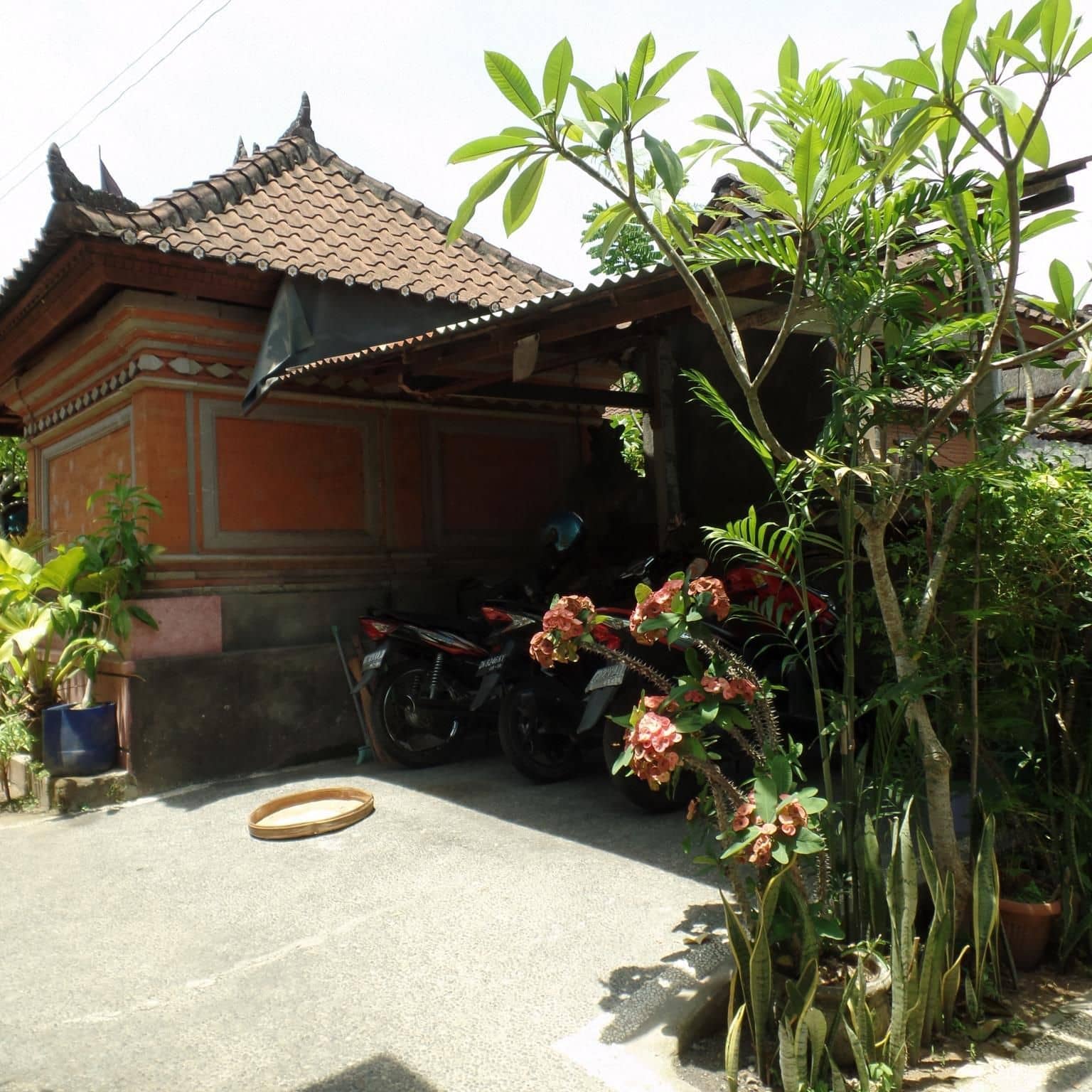 Manikan House