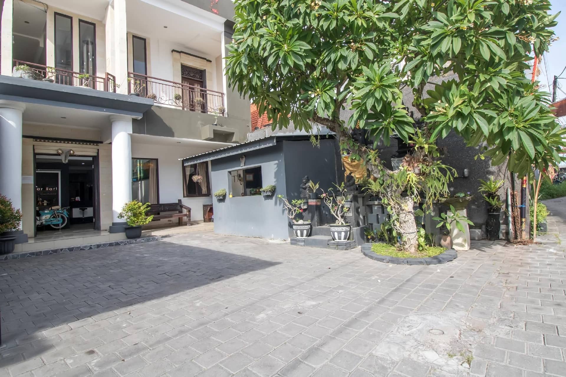 OYO 2836 Sekar Sari Residence