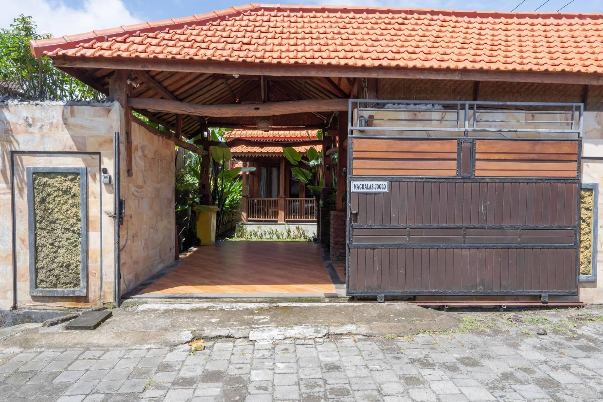 The Lavana Magdalas Joglo Villa