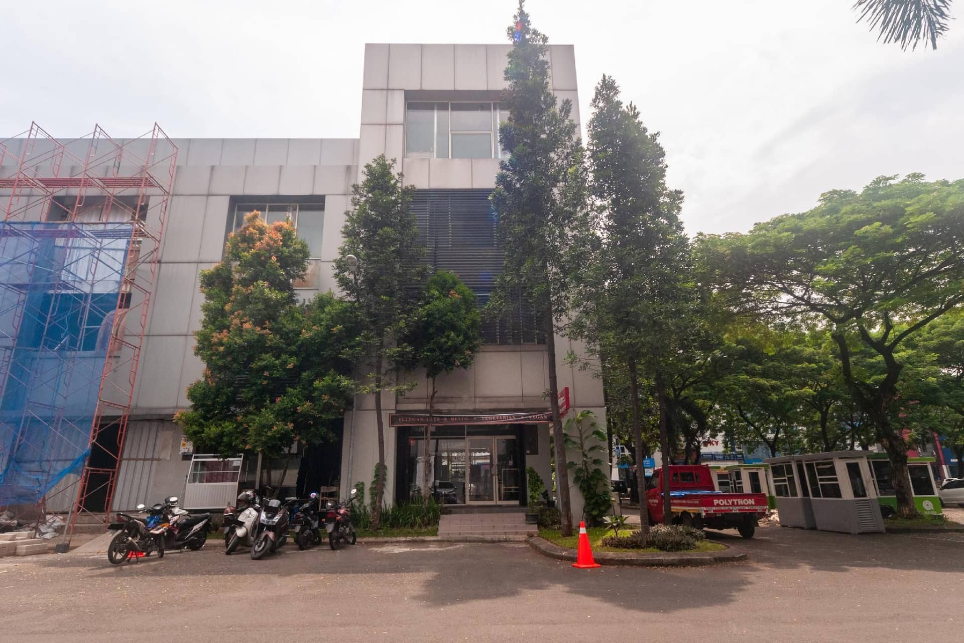 OYO 3216 Ellegan Residence