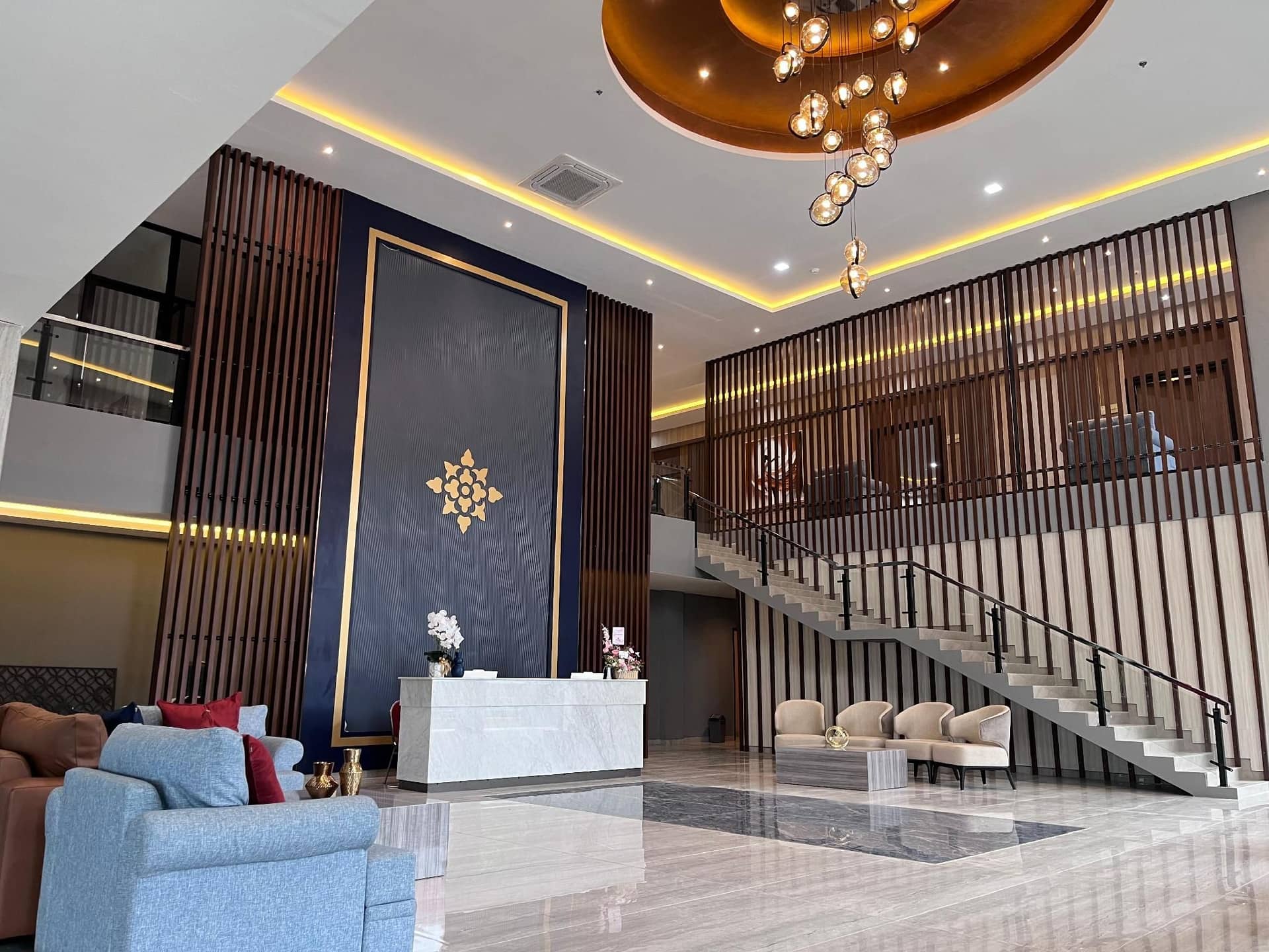 LYNN Hotel Tuban