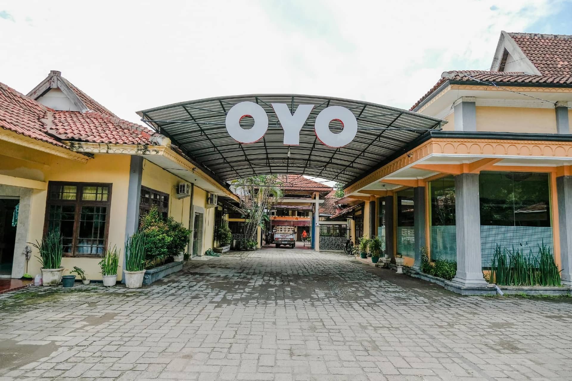 OYO 1984 Hotel Istana Family Syariah