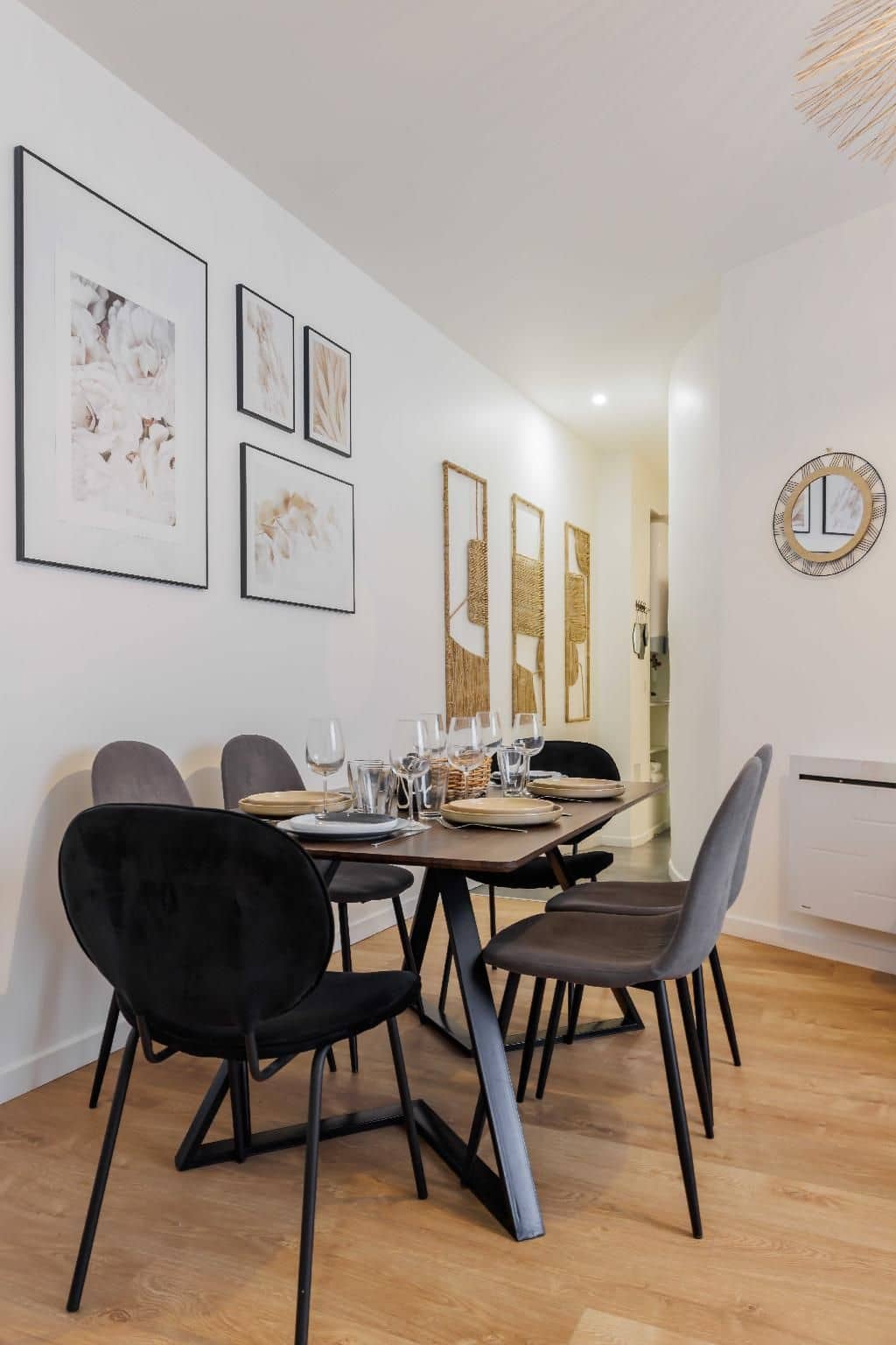 Modern apartment - 2BR/6P - Republique