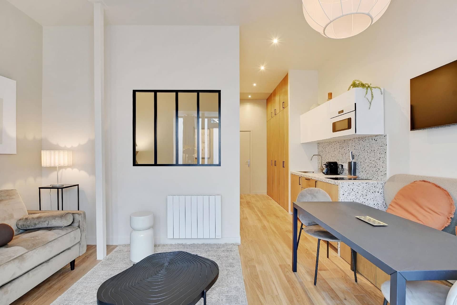 Serene apartment - 1BR/4P - Canal St-Martin Serene apartment - 1BR/4P - Canal St-Martin