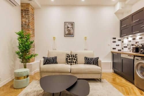 Charming Apartment 2BR/6P - Gare de l'Est Charming Apartment 2BR/6P - Gare de l'Est