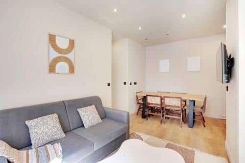 Refurbished Apartment - 2BD/8P - Place D'Italie Refurbished Apartment - 2BD/8P - Place D'Italie