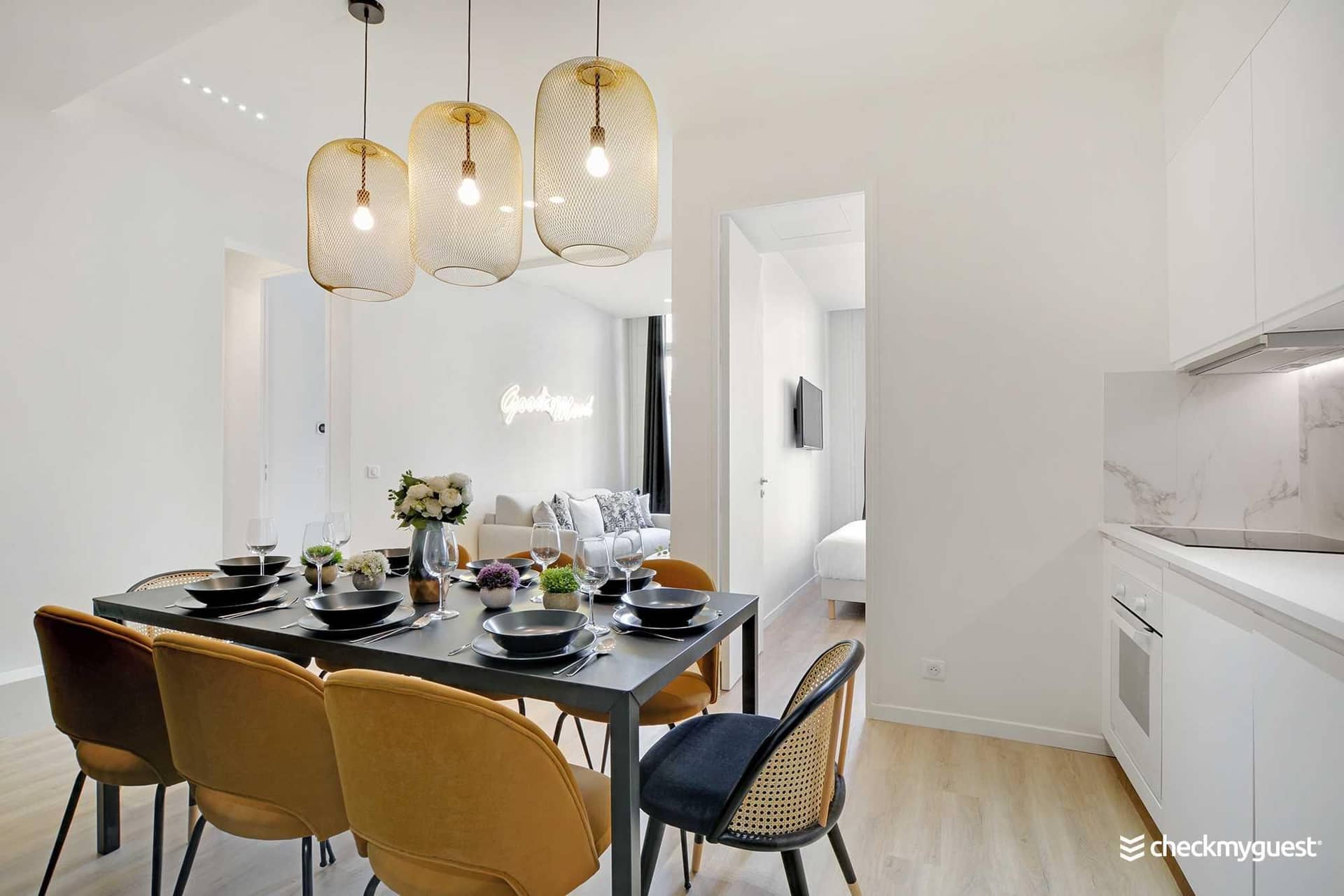 Charming Apartment - 3BR/8P - Le Marais Charming Apartment - 3BR/8P - Le Marais