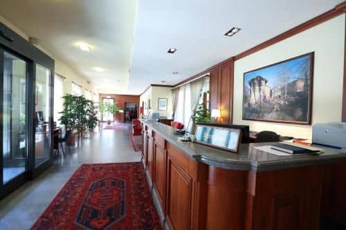 Scia on Martin Hotel Restaurant