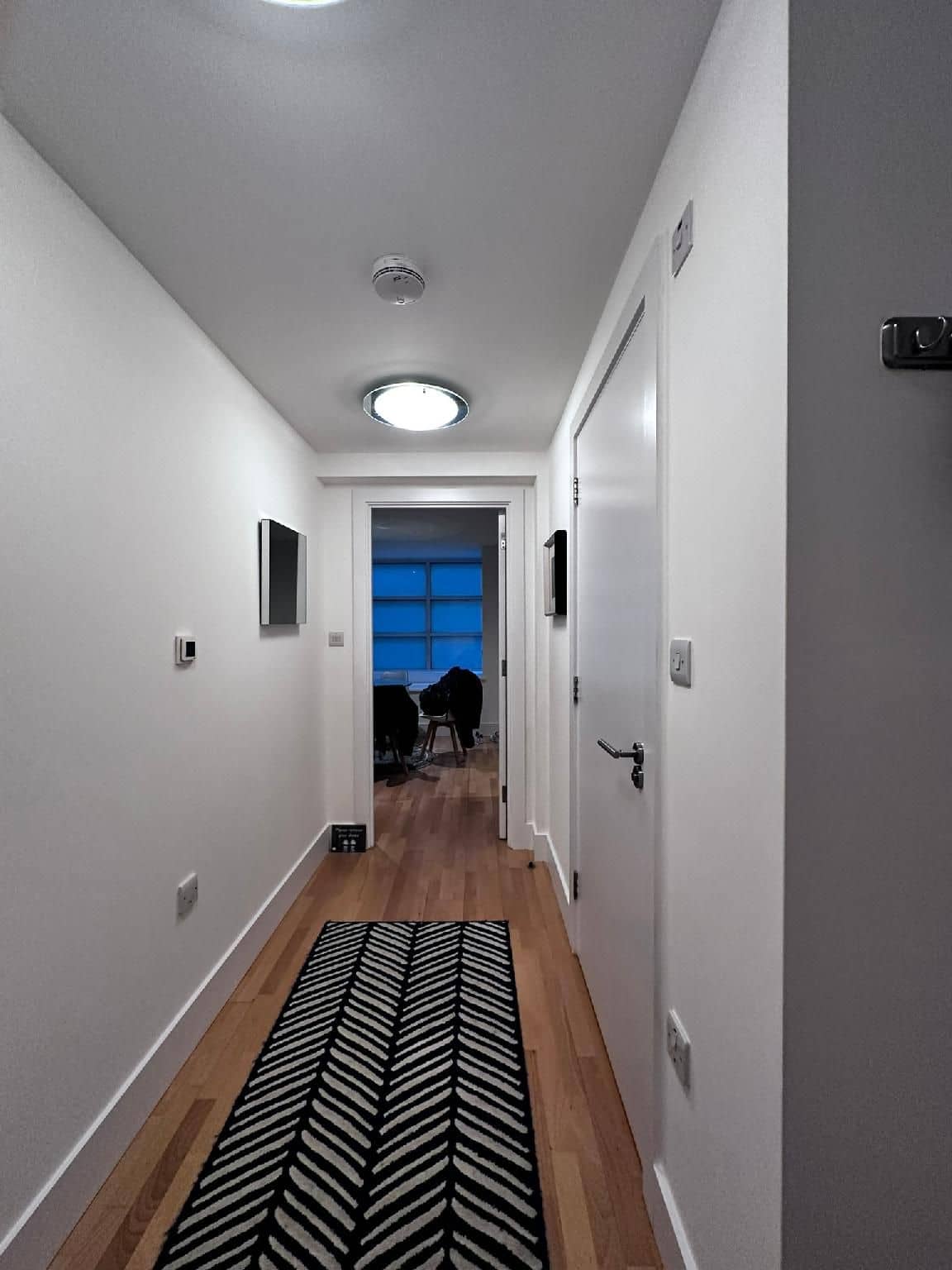 Modern Apartment in Central London By River Thames