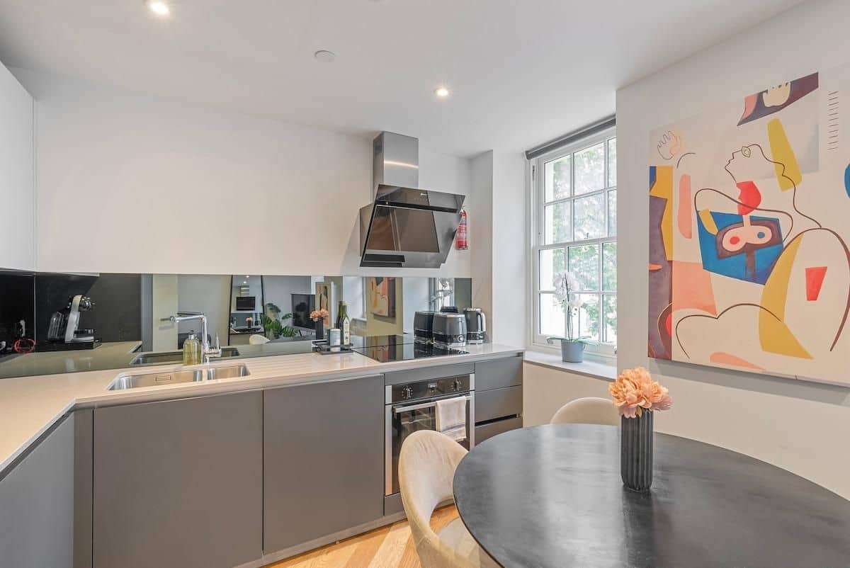 Modern 1 bedroom apartment in Fitzrovia