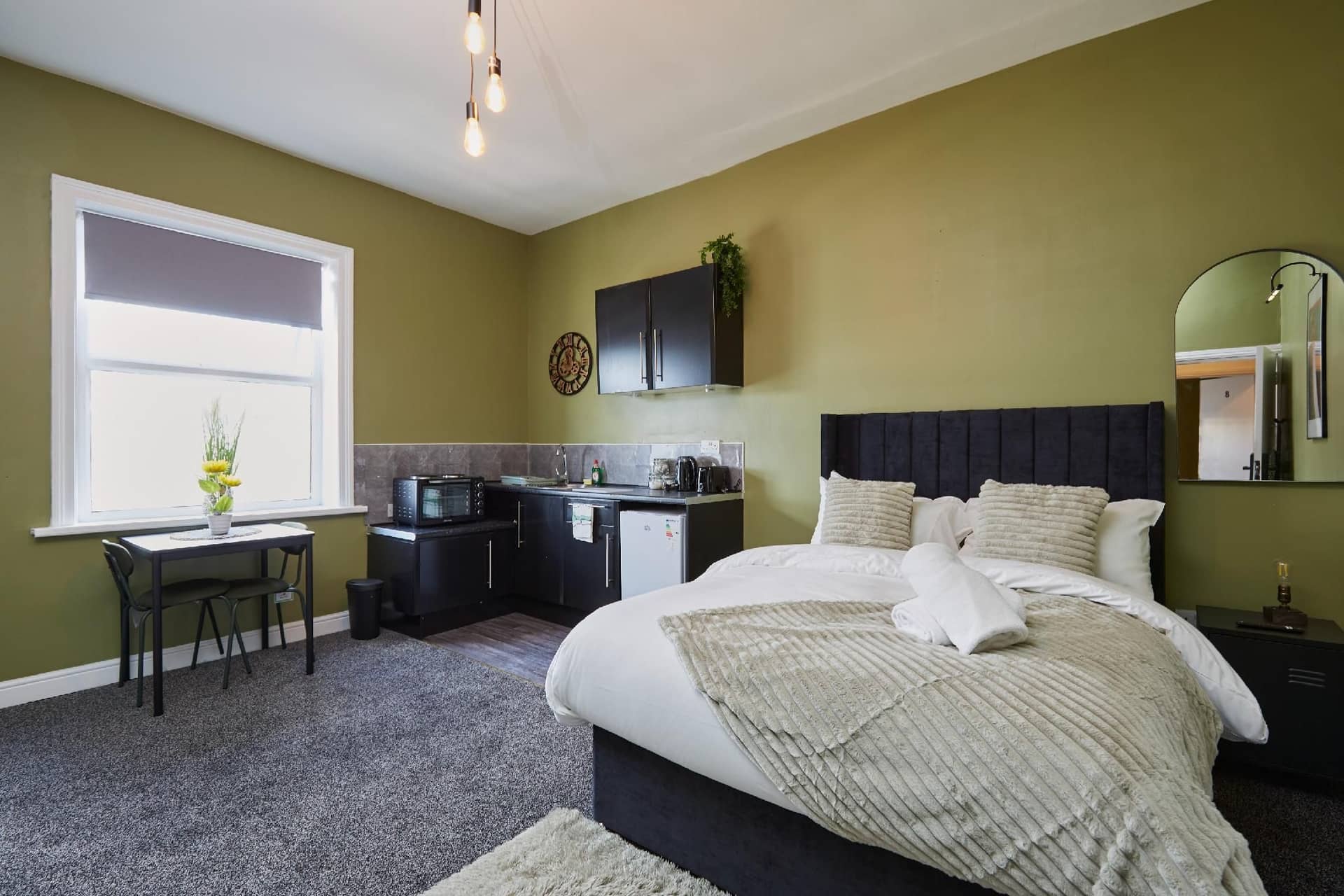 BV Aparthotel Huddersfield Ideal for Business & Leisure Stays