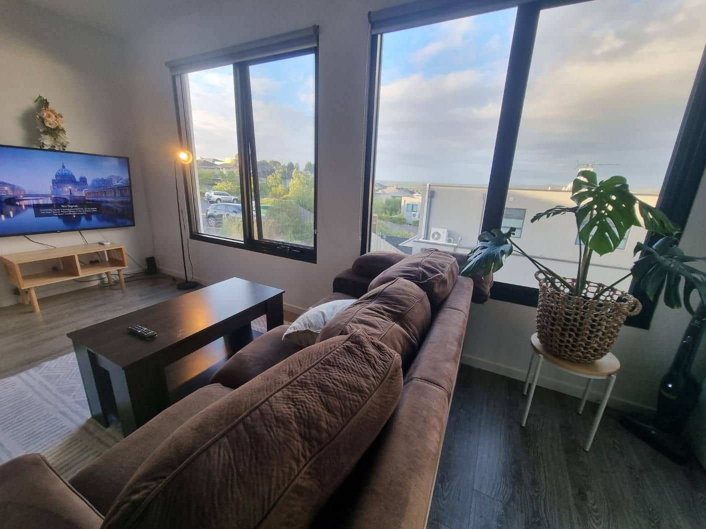 Luxurious stay at Doncaster East Luxurious stay at Doncaster East