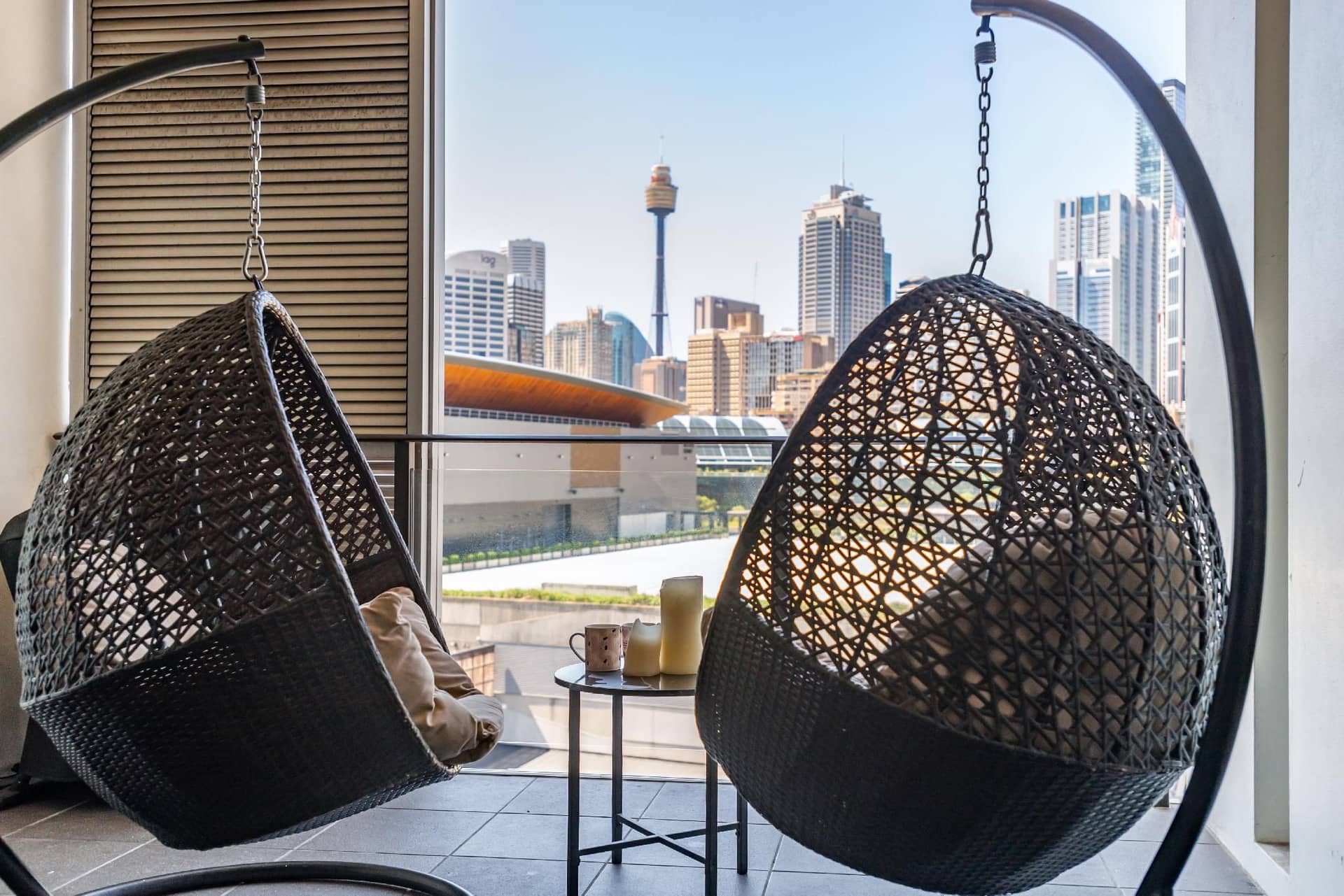 Private 2 Levels Ensuite Darling Harbour ICC