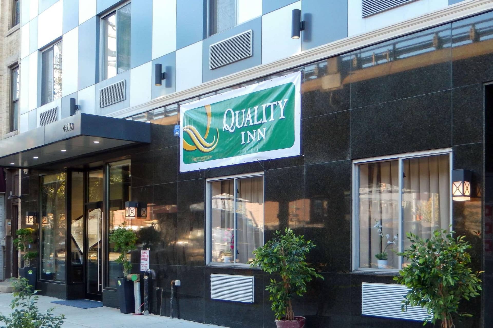 Quality Inn Near Sunset Park
