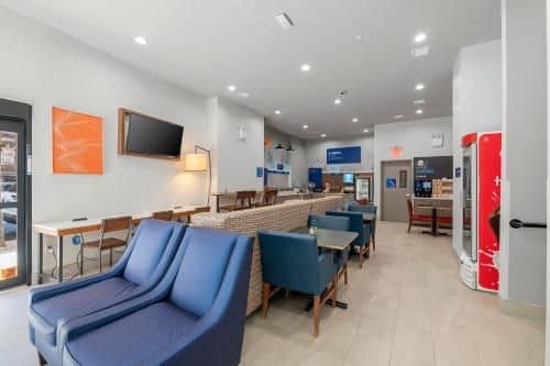 Holiday Inn Express And Suites Bronx NYC By IHG