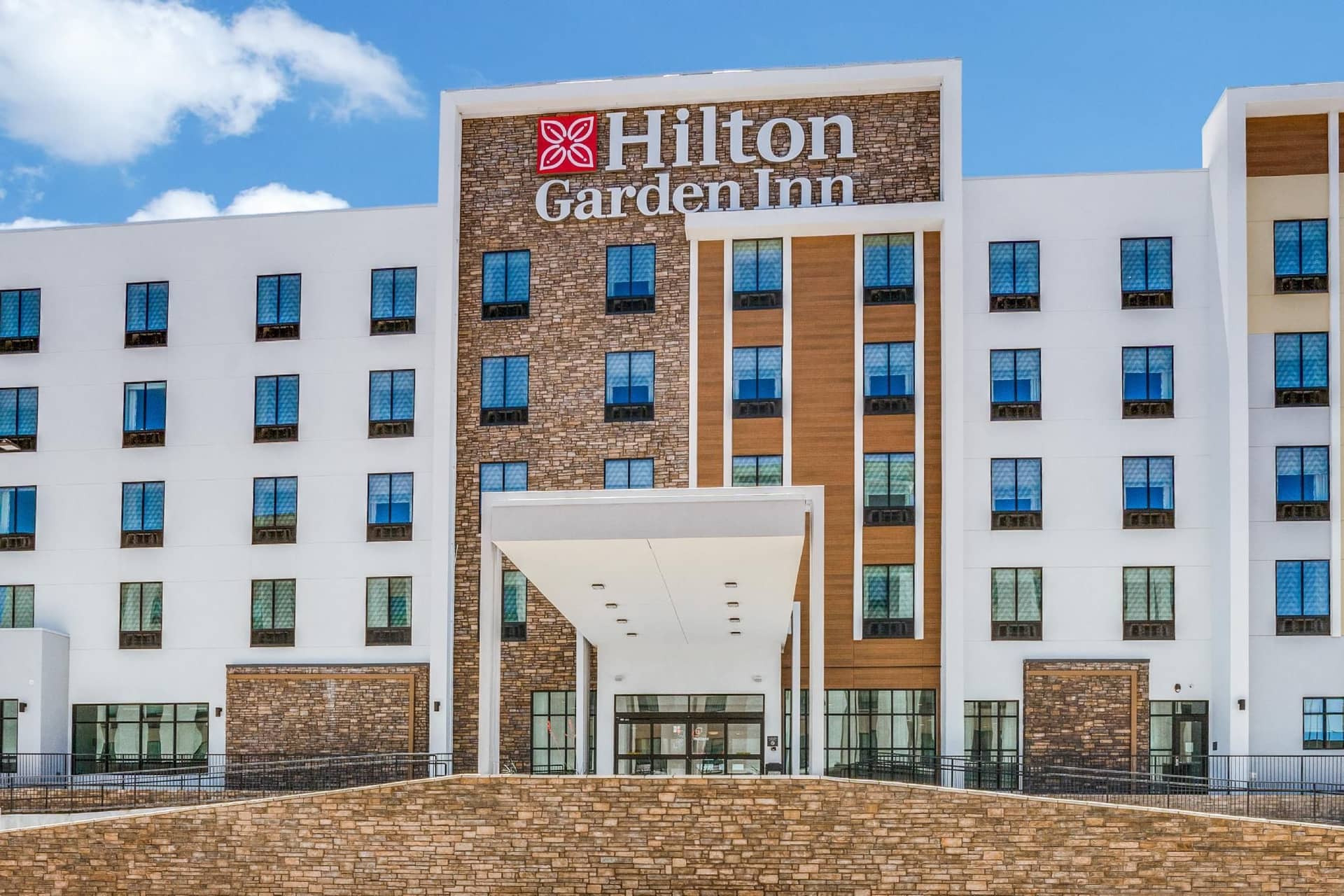 Hilton Garden Inn Dallas Central Expy North Park Area