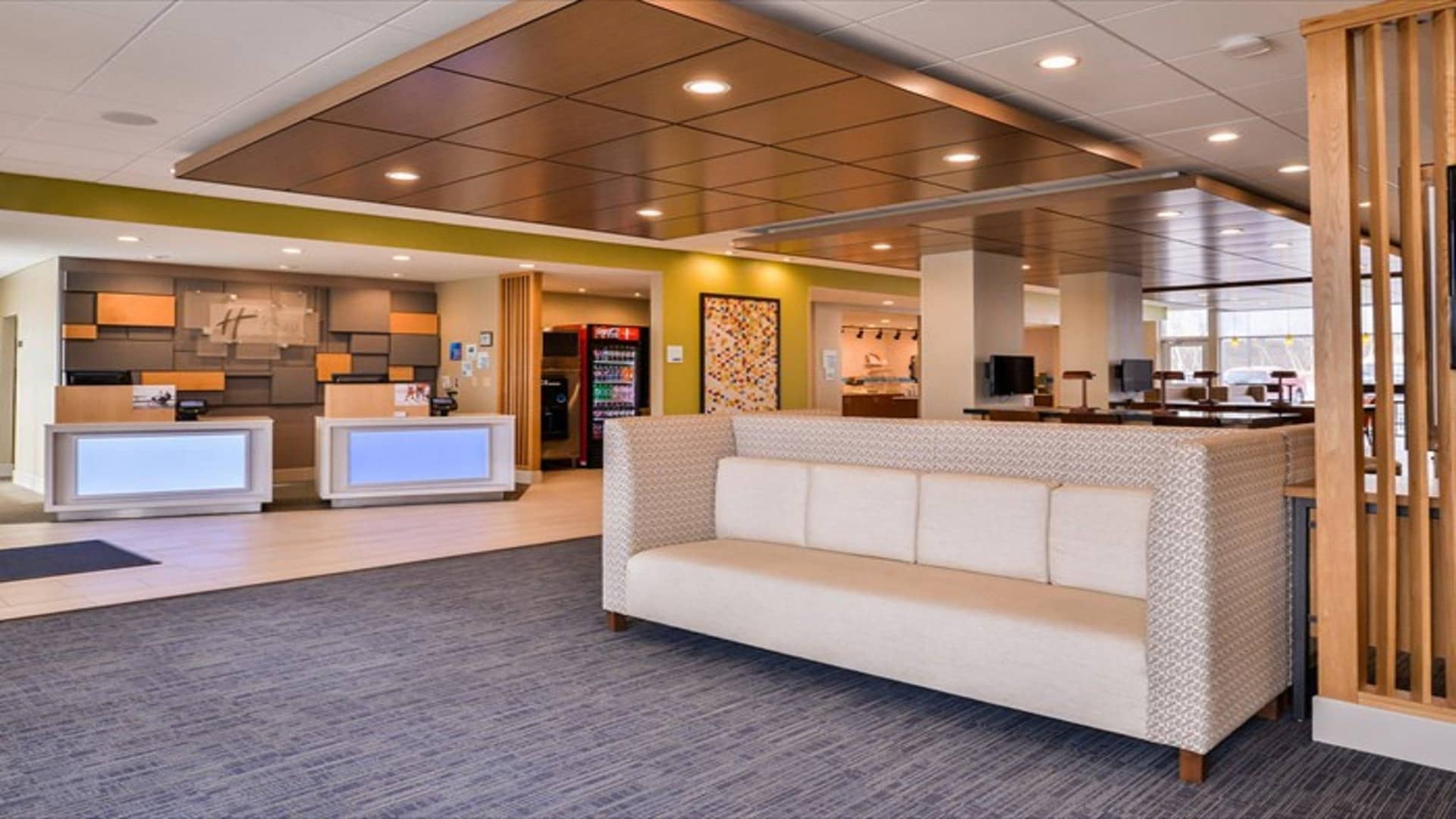 Holiday Inn Express & Suites Parkersburg East By IHG Holiday Inn Express & Suites Parkersburg East By IHG