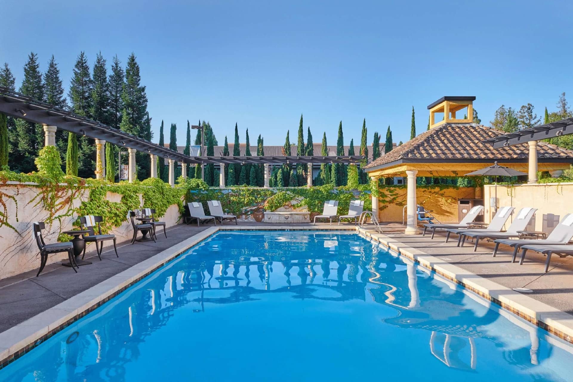 The Lodge at Healdsburg, tapestry Collection by Hilton The Lodge at Healdsburg, tapestry Collection by Hilton