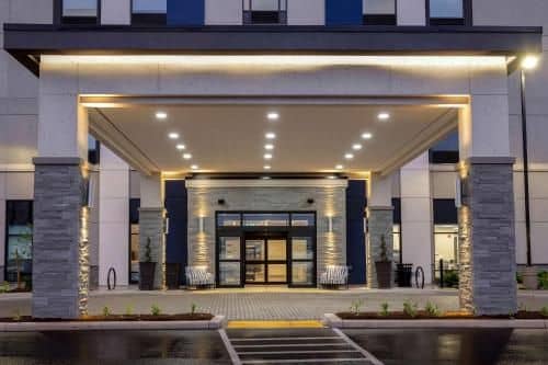 Hampton Inn & Suites Burlington, Ontario Hampton Inn & Suites Burlington, Ontario