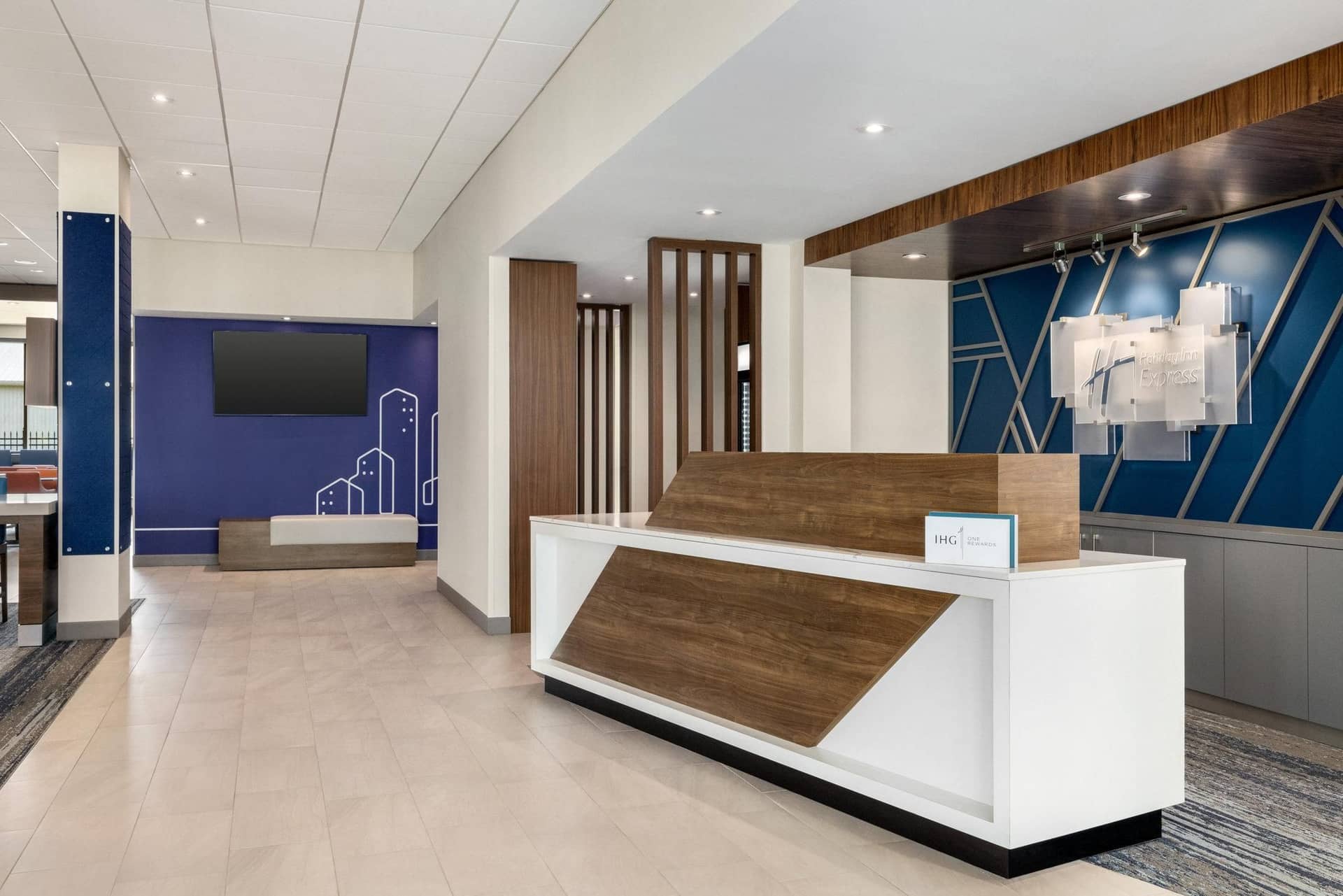 Holiday Inn Express Strathroy By IHG Holiday Inn Express Strathroy By IHG