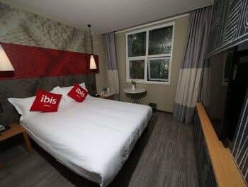 โรงแรมอิบิส เฉิงตู อเมริกัน เซ็นเตอร์