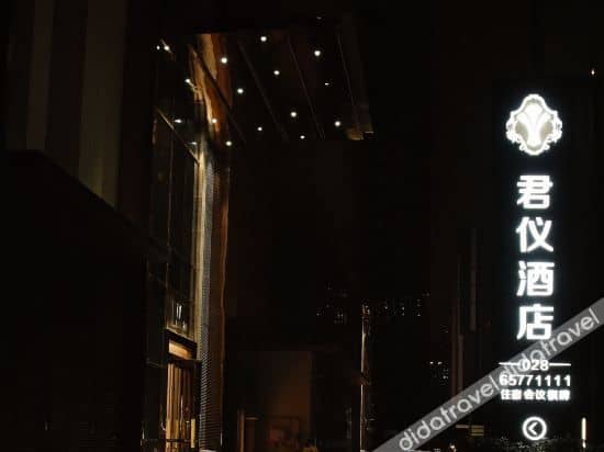 Junyi Twin Tower Hotel