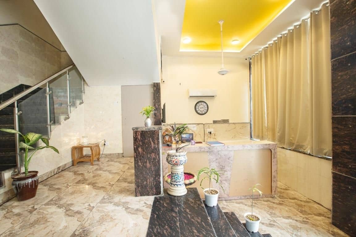 Hotel Dev Residency - Delhi Airport