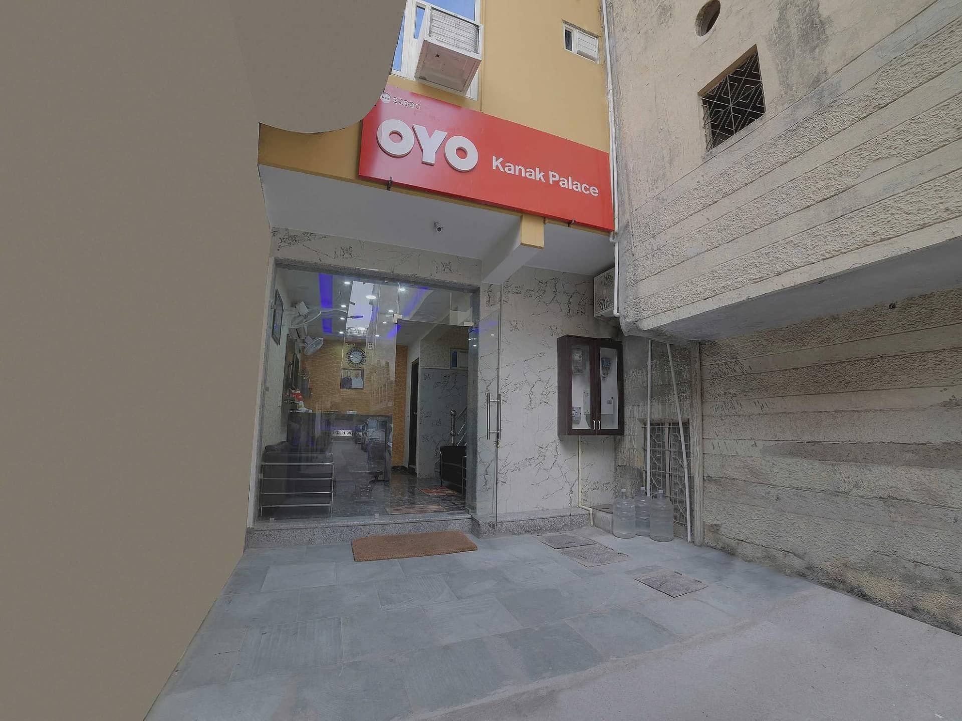 Hotel O Kanak Palace