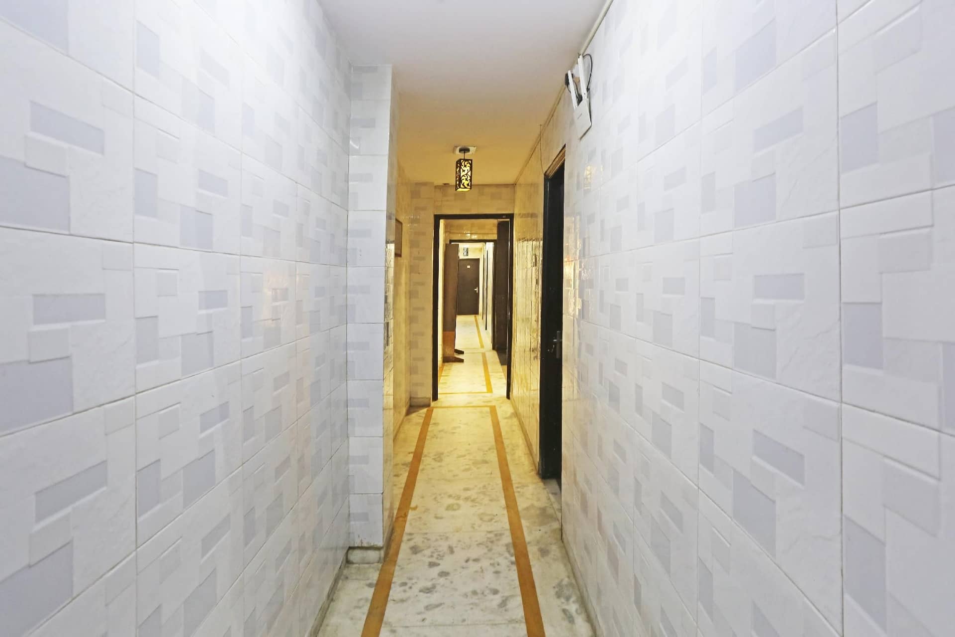 BH Hotels Tripper I Hotel In Nehru Nagar
