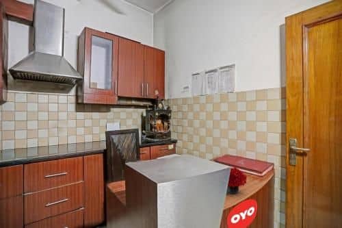 Hotel O Premium Stay Near Dlf Avenue Saket