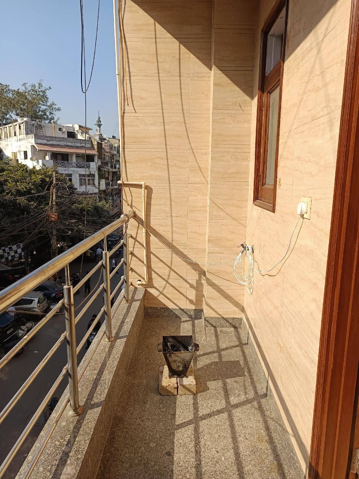 Sapphire Home Stay  @ Nizamuddin Railway Station