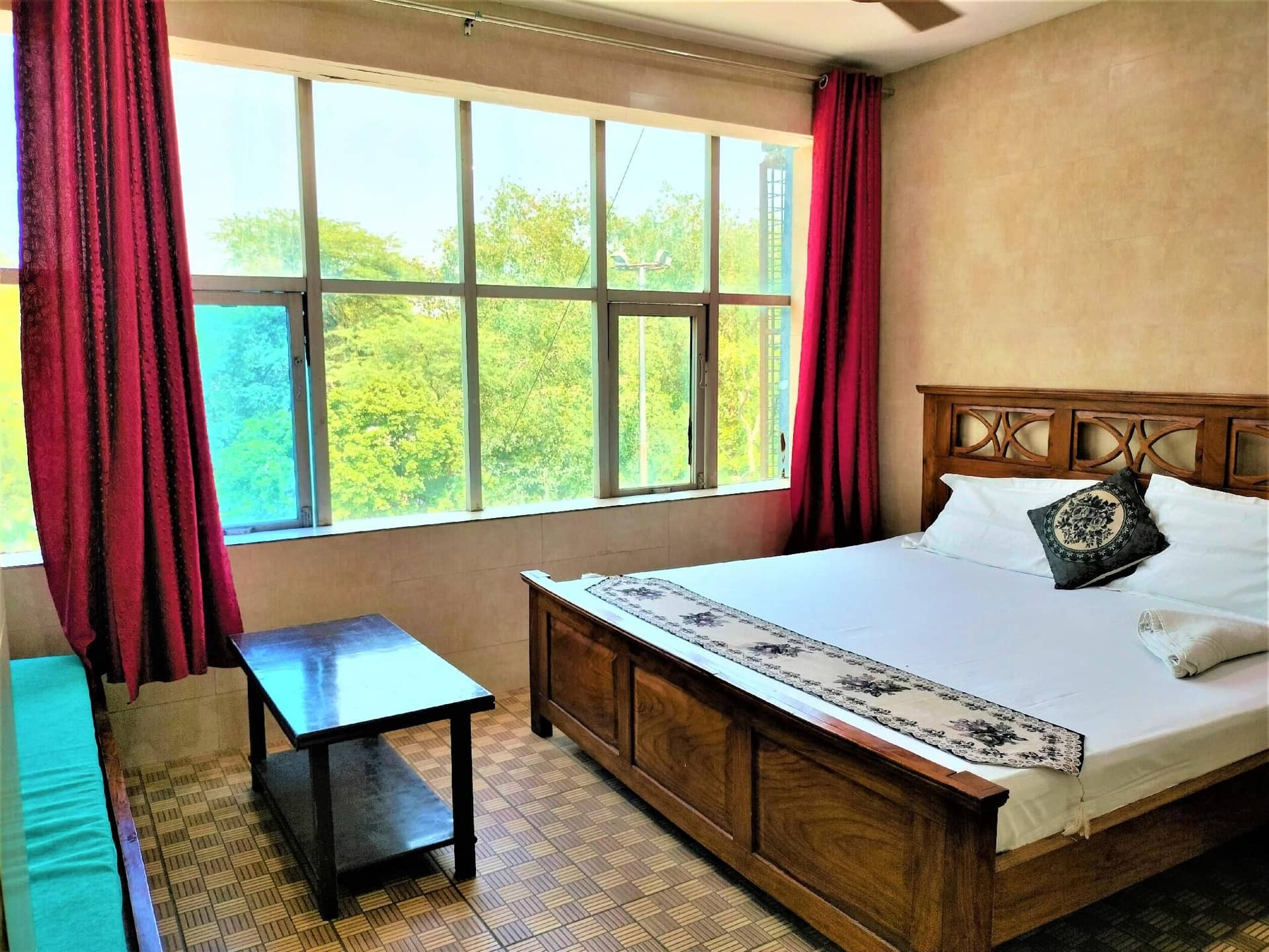 Shamim Residency @ NearNizamuddin Dargah Shamim Residency @ NearNizamuddin Dargah