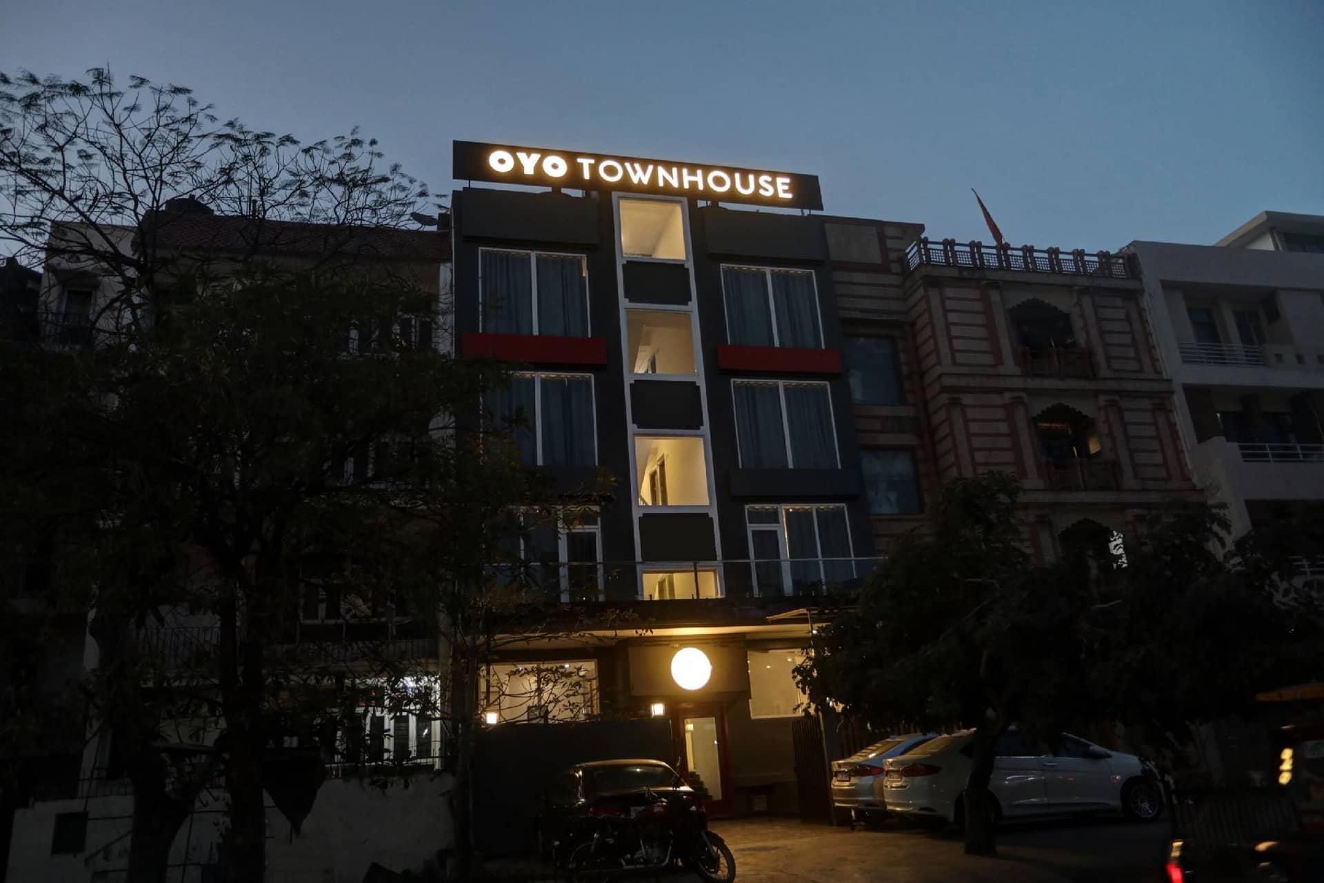 Townhouse 587 Sector 19 Townhouse 587 Sector 19