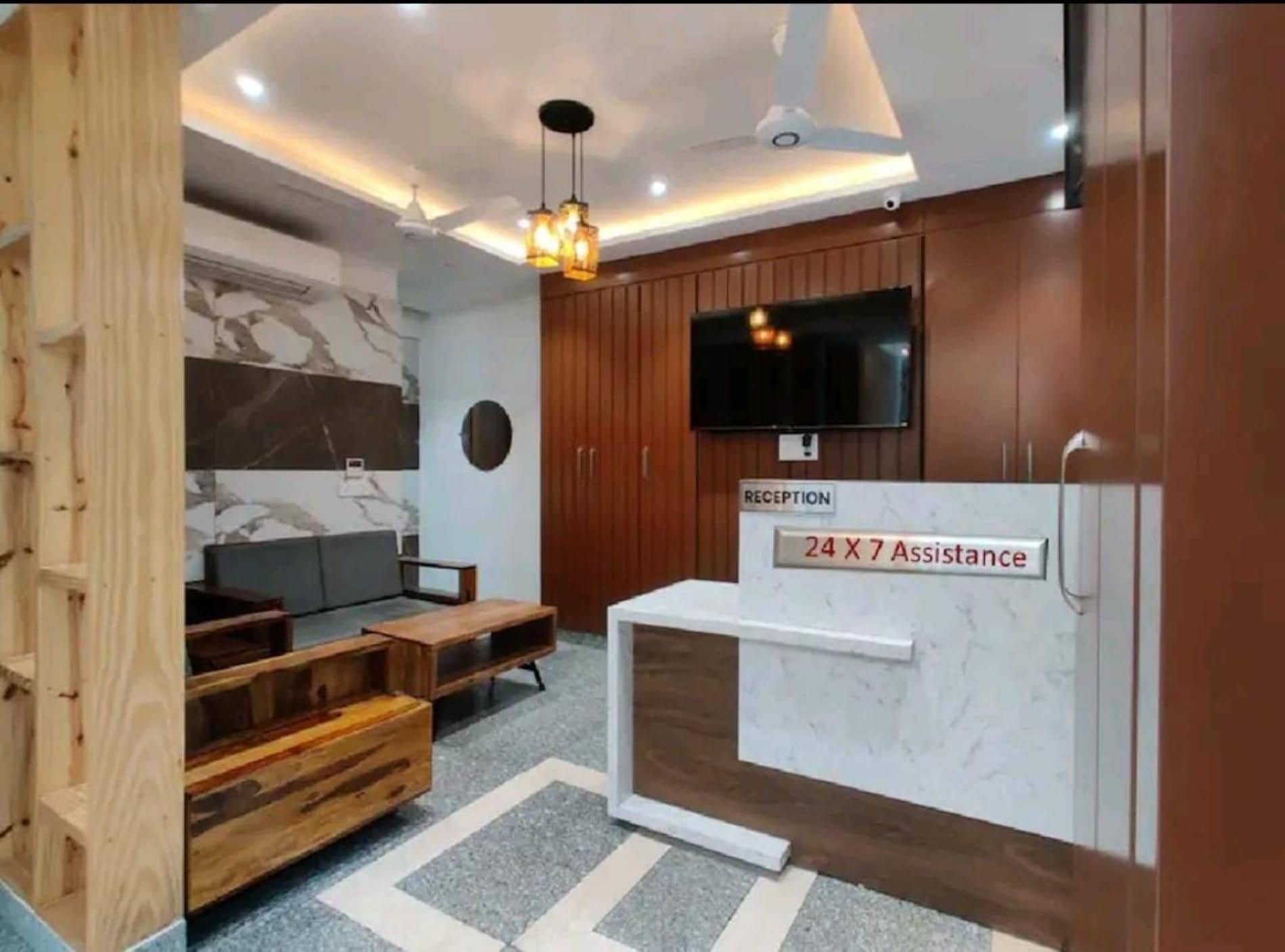 Hotel Blue Shine Hotel Blue Shine
