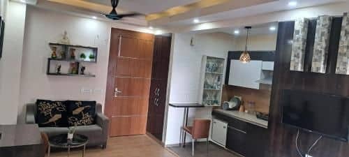 Shivi Home's Shivi Home's