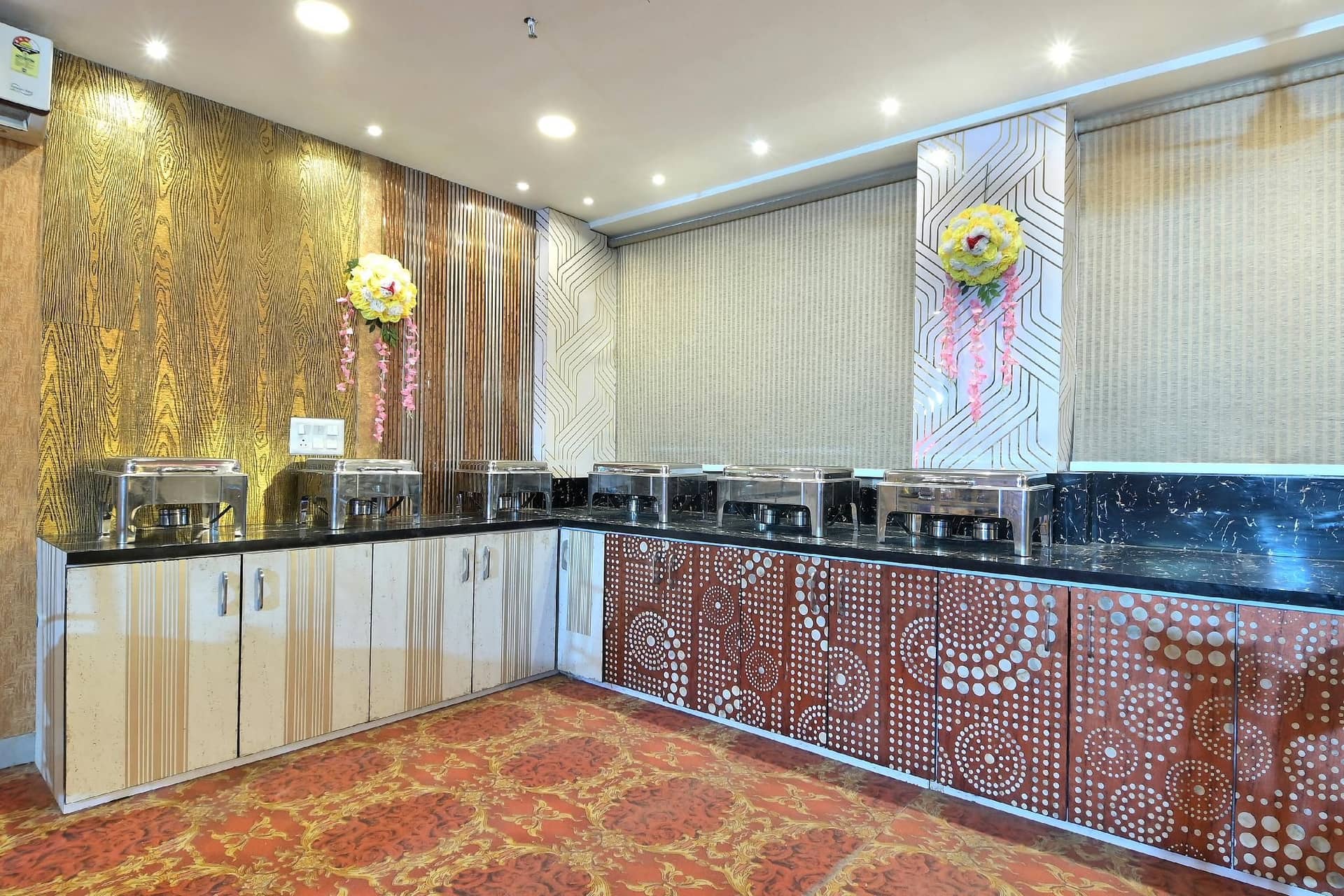 Hotel Red York at Noida Sector 63A