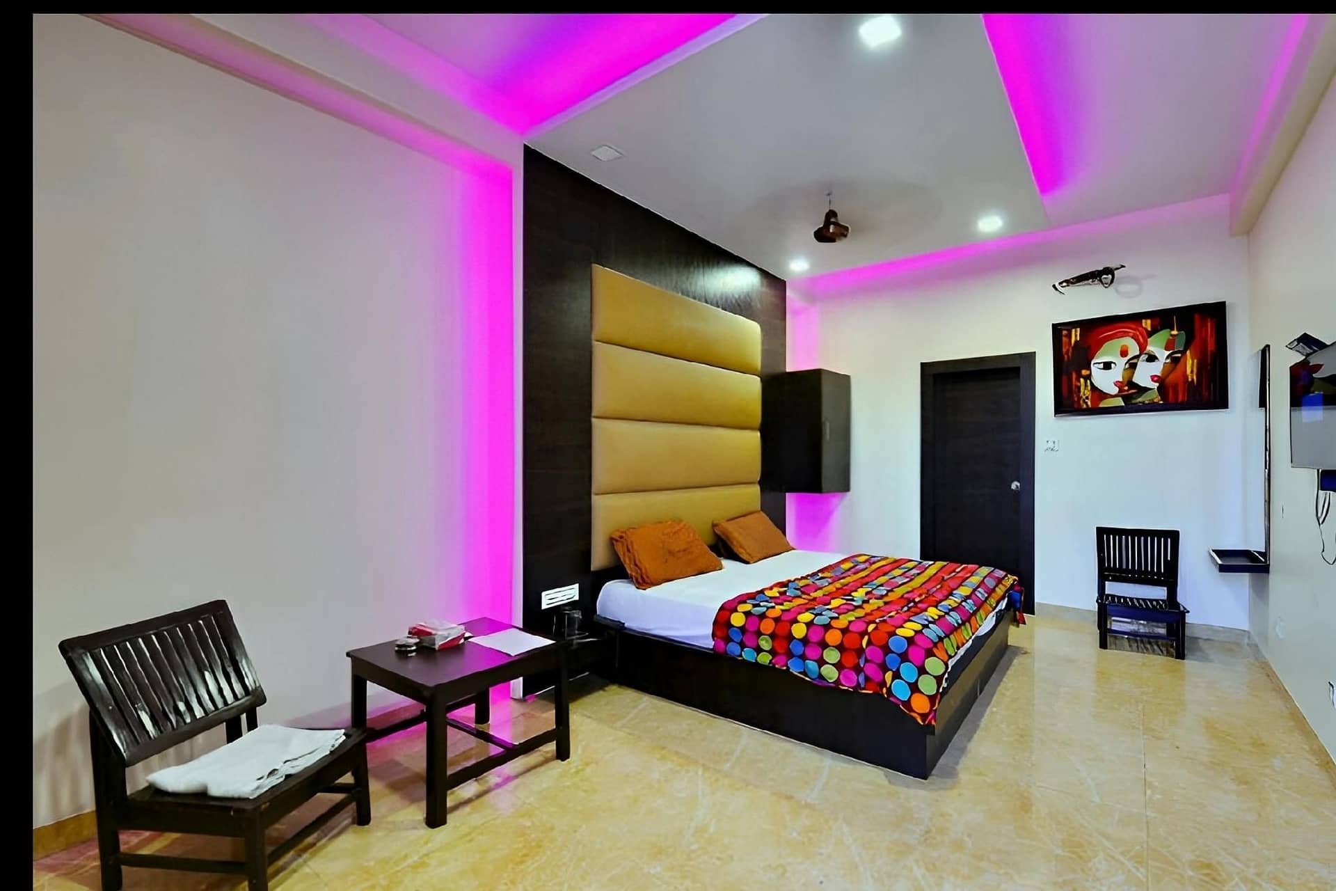 HOTEL SAMRAT IN HOTEL SAMRAT IN