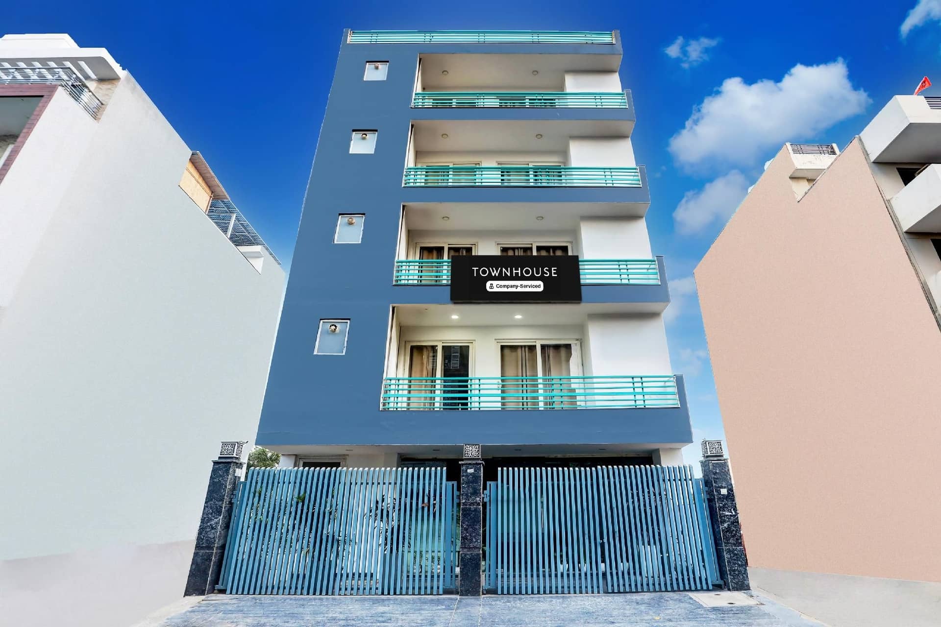 ซูเปอร์ ทาวน์เฮาส์ เซกเตอร์ 52 ใกล้โรงพยาบาลอาร์เทมิส