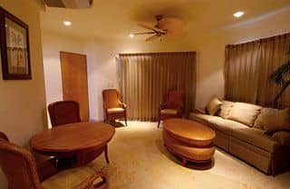 Blue Parrot Suites
