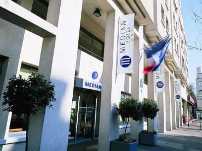 Hotel Median Paris Porte de Versailles